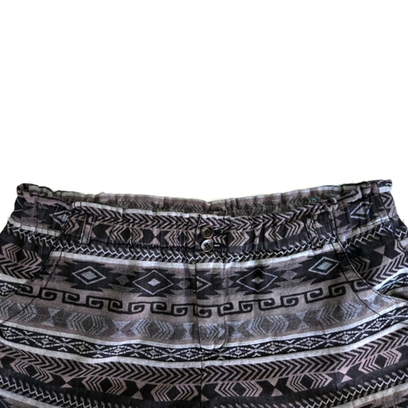 Maurices Aztec Southwestern Boho Artsy Dressy Shorts - Picture 3 of 9